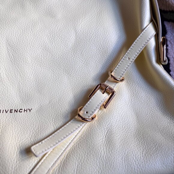 EUC Givenchy Voyou Medium Leather Hobo Bag in Soft Yellow - Picture 4 of 10